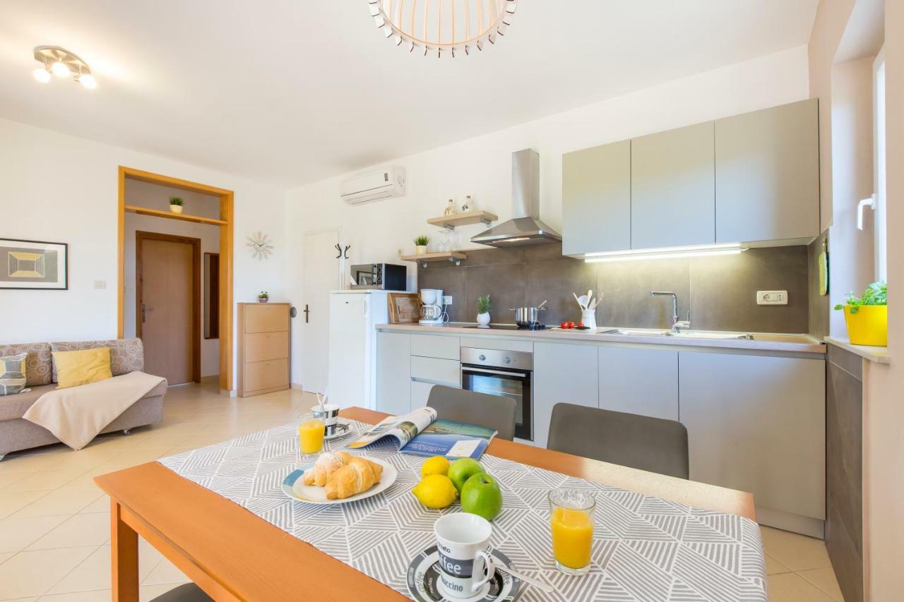 Apartment Andrea Sveta Marina Eksteriør billede